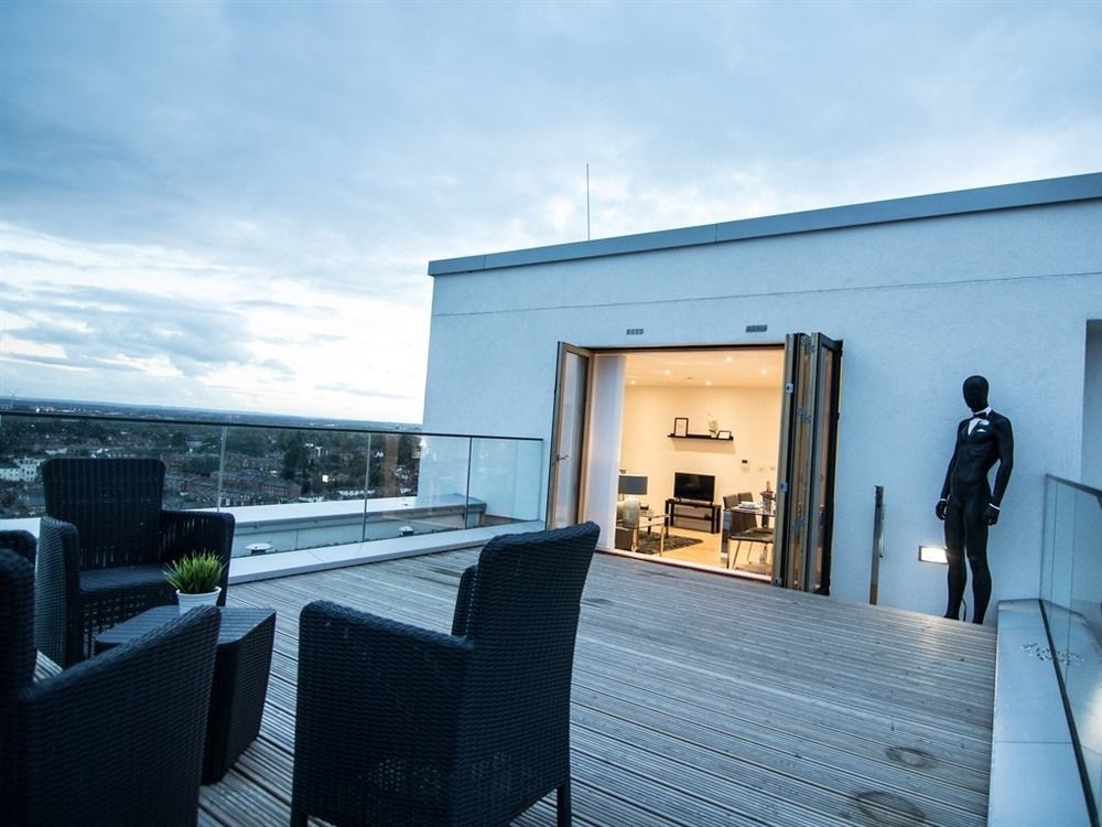 The Penthouse At Hewitt Hotel Reading Eksteriør billede